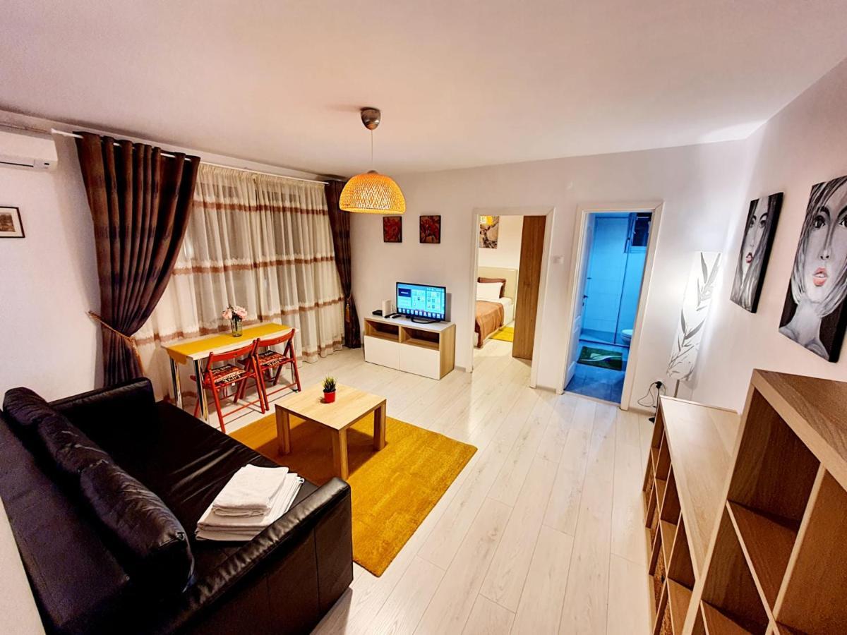 Downtown, Ideal For Longer Stays, Family Friendly Apartment - Nb73A Bucharest Exterior photo
