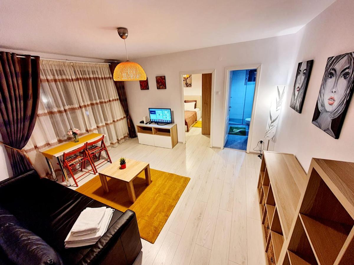 Downtown, Ideal For Longer Stays, Family Friendly Apartment - Nb73A Bucharest Exterior photo