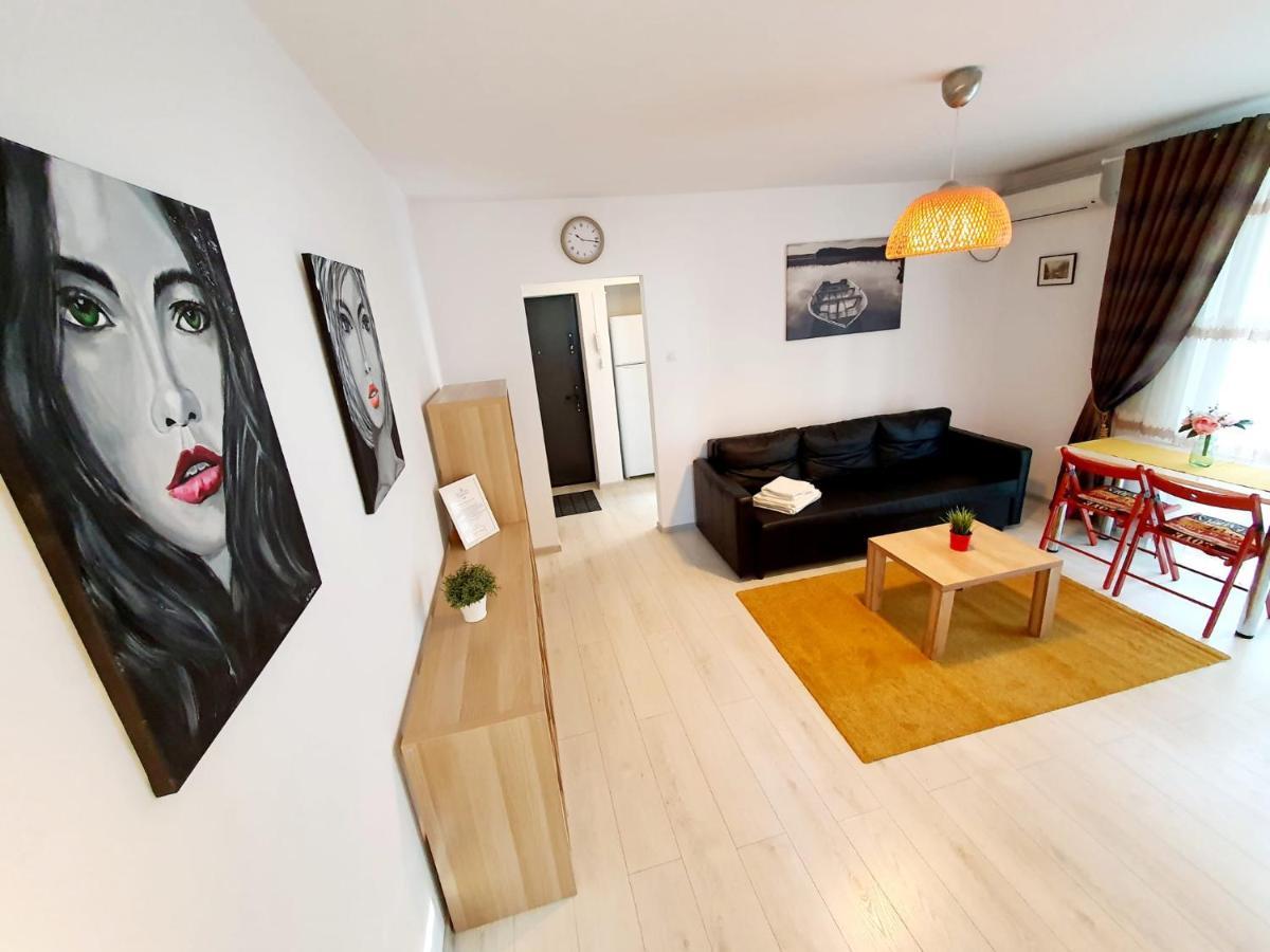 Downtown, Ideal For Longer Stays, Family Friendly Apartment - Nb73A Bucharest Exterior photo