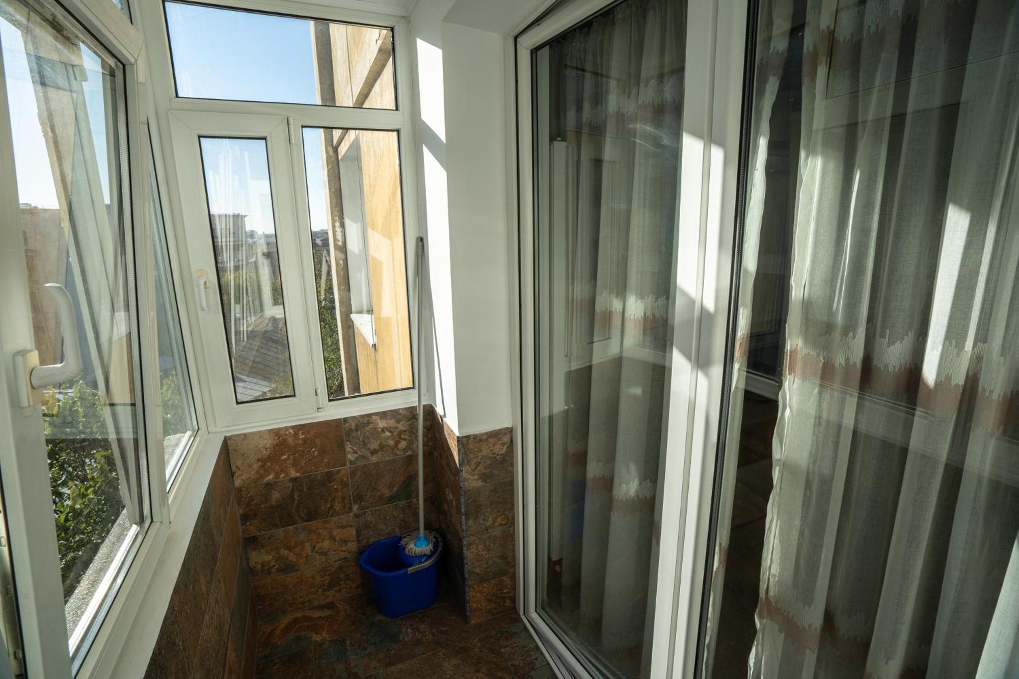Downtown, Ideal For Longer Stays, Family Friendly Apartment - Nb73A Bucharest Exterior photo