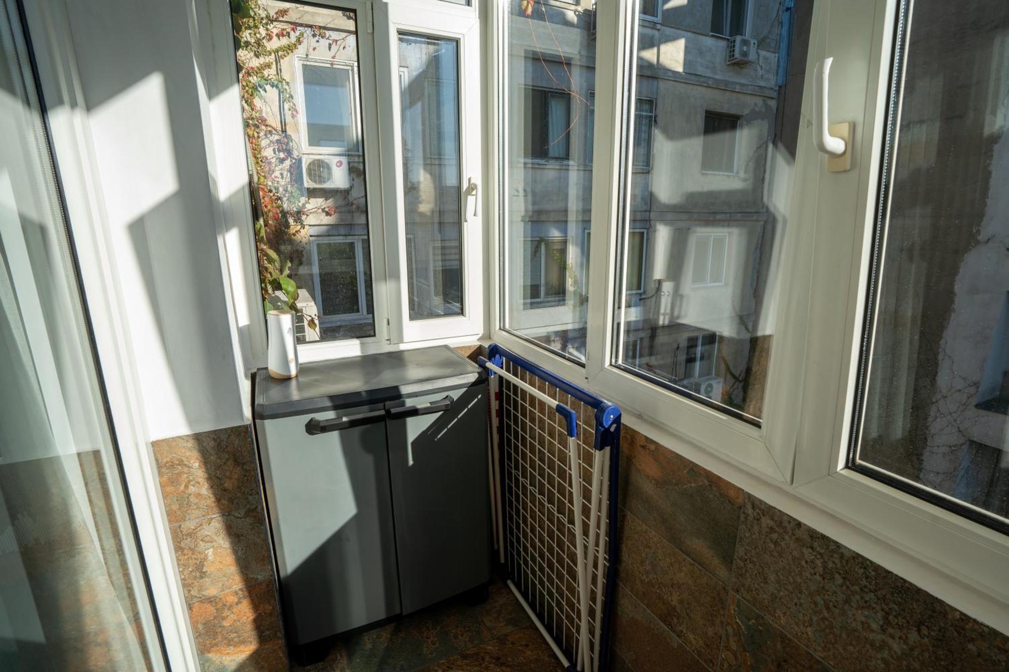 Downtown, Ideal For Longer Stays, Family Friendly Apartment - Nb73A Bucharest Exterior photo