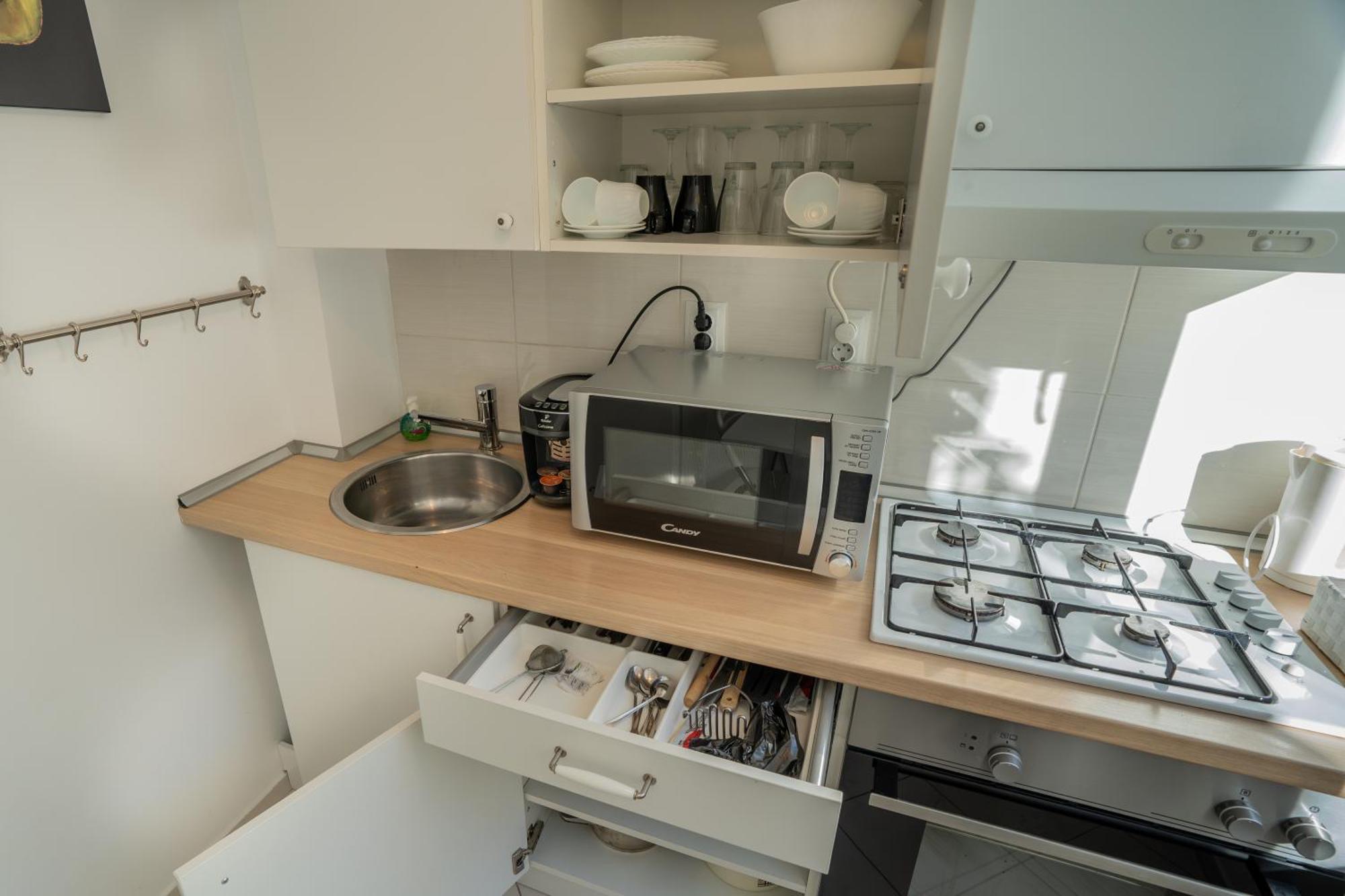 Downtown, Ideal For Longer Stays, Family Friendly Apartment - Nb73A Bucharest Exterior photo